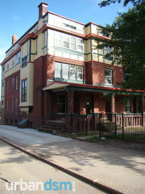 2014_Sept_1812_6th_Ave.jpg