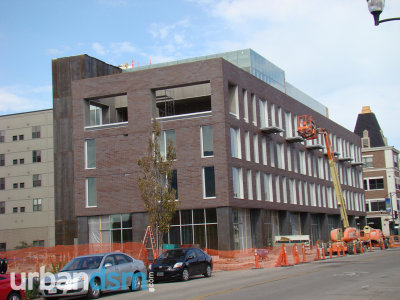 2014_Sept_350_E_Locust_2.jpg