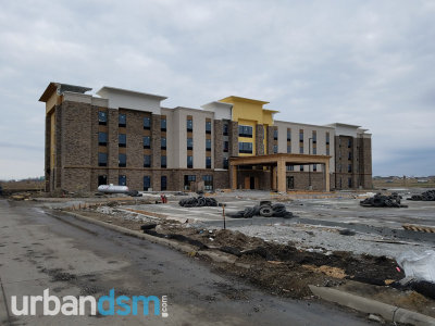 Mar_2016_Hampton_Inn_Altoon.jpg