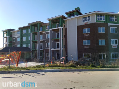 2016Nov_seniorhousing2.jpg
