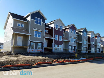 2016Nov_Yarcorowhomes1.jpg