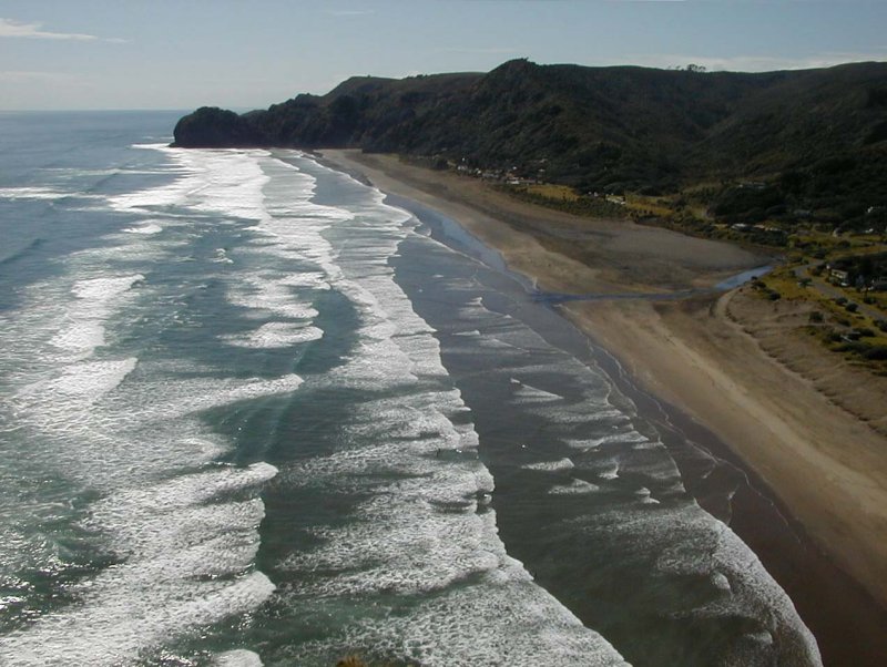 Piha Beach 3
