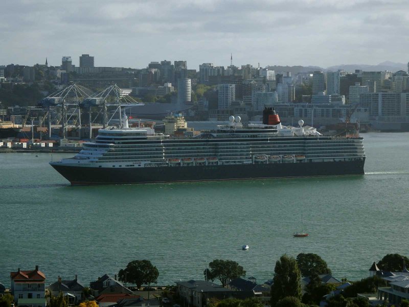 Queen Elisabeth 8