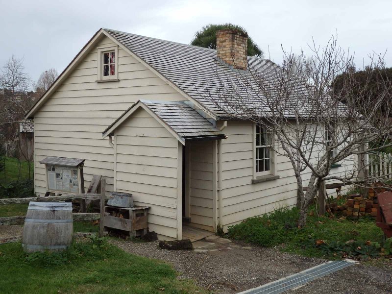 Fencible Cottage 2