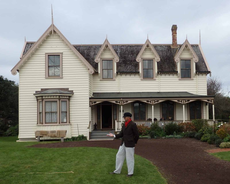 Colonial Mansion 2
