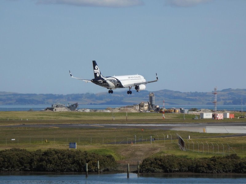 Air New Zealand 27