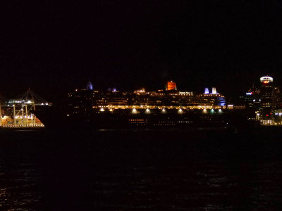 Queen Mary 2-12