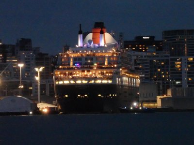 Queen Mary 2-4