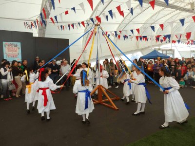 Maypole Dancers 3