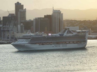 GOLDEN PRINCESS 3