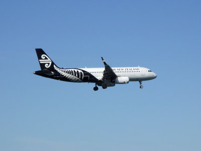 Air New Zealand 8