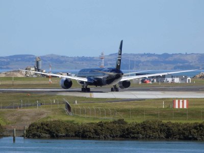 Air New Zealand 22