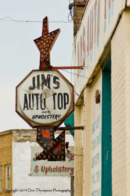 Jim's Auto Top and Upholstery - Zainsville, Ohio