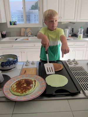 Simon's green pancakes (edible)