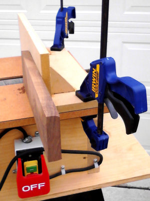 31 V-Drum Sander with Fence in Place