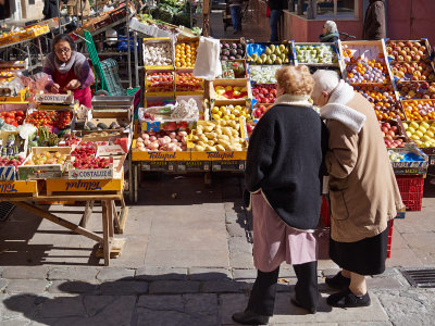 Street market at Matar - by endika