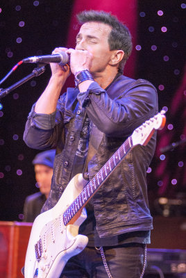 Colin James