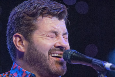 Tab Benoit