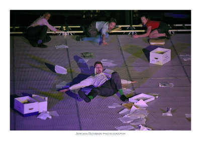 Wired Aerial Theatre: As the world tripped