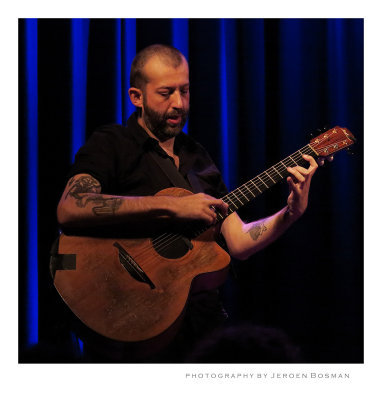 Jon Gomm