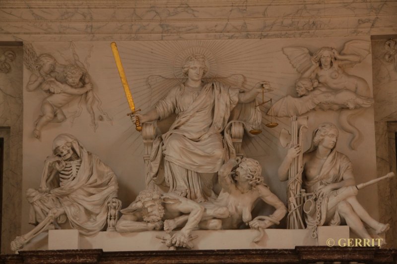 Dam, paleis