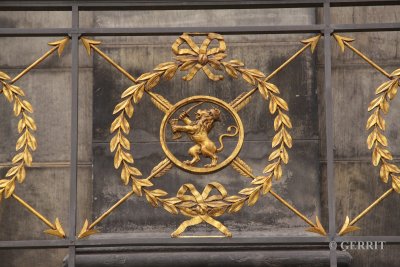 Dam, paleis