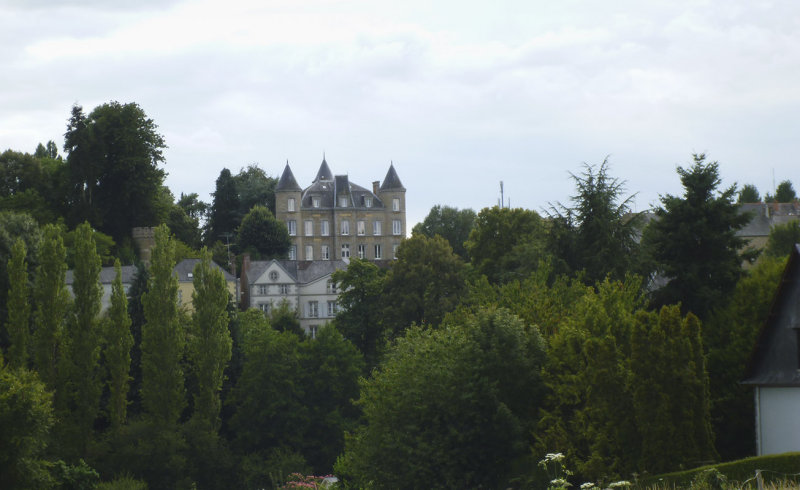 Km 740+: Ambrires-les-Valles