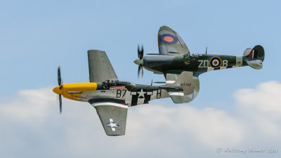 OFMC Spitfire and Mustang pair