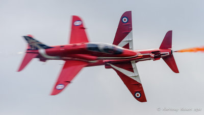 Red Arrows opposition pass