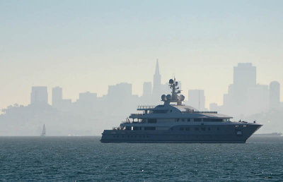 Week #4 - Mega Yacht and San Francisco Skyline