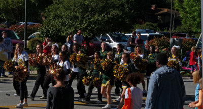 Hoover cheer leaders