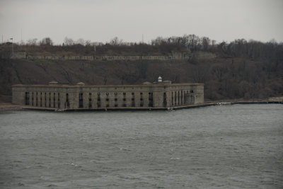 Fort Wadsworth Light