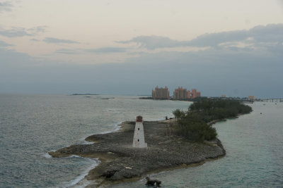 Nassau Harbour Lighthouse