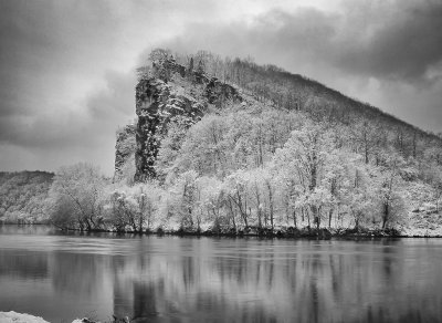 Snow On Castlerock- The New River-Virginia