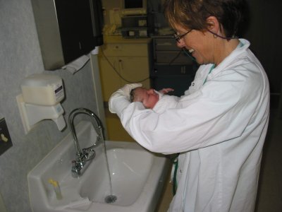 Sage's first bath begins...