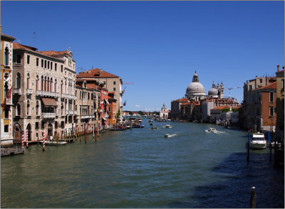 Venise on the Grand Canal