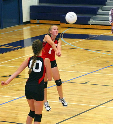 Hartford volleyball 16-476c.JPG