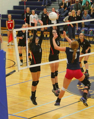 Hartford volleyball 16-798c.JPG