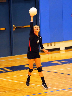 Hartford volleyball 16-805c.JPG