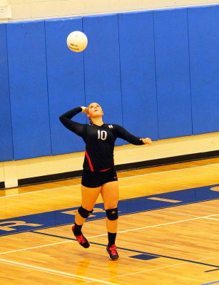 Hartford volleyball 16-833c.JPG