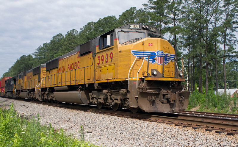UP 3989