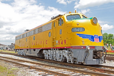 UP 949