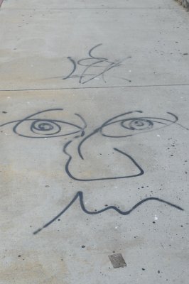 02 LA FACE ON THE SIDEWALK.jpg