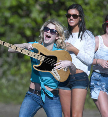 Bass-Girl.jpg