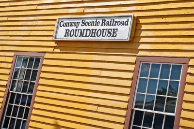 2T1U8046.jpg - Conway Scenic Railroad, NH