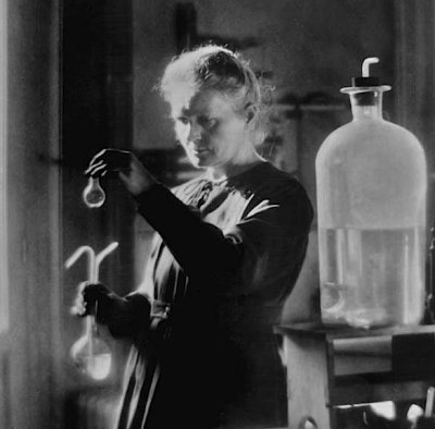 1910 - Marie Curie