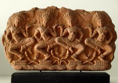 Apsaras (Khmer dancers)