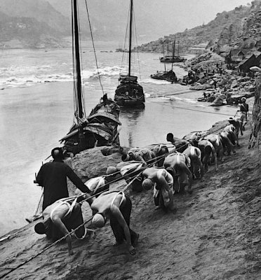 Trackers on the Yangtze