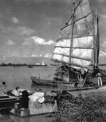 1922 - On the Chao Phraya River