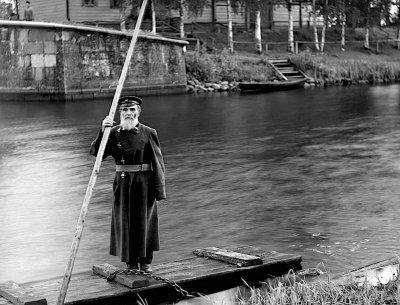 1909 - Supervisor of Chernigov floodgate